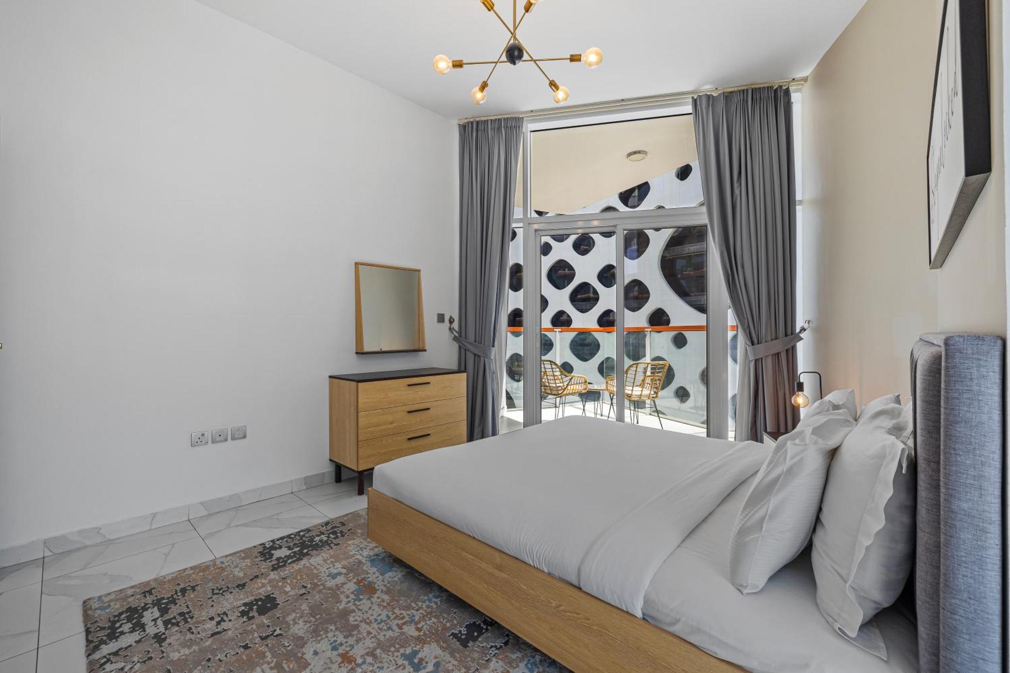 Appartamento Unlock Waters Edge Dubai Esterno foto