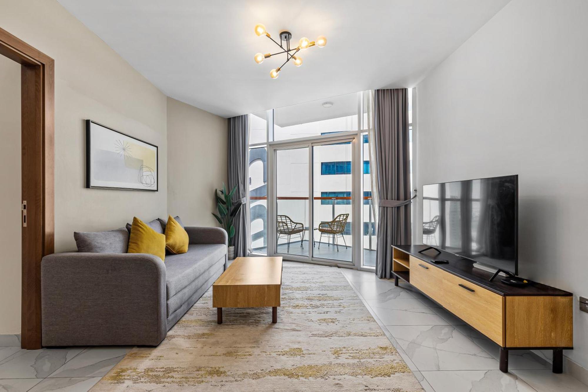 Appartamento Unlock Waters Edge Dubai Esterno foto