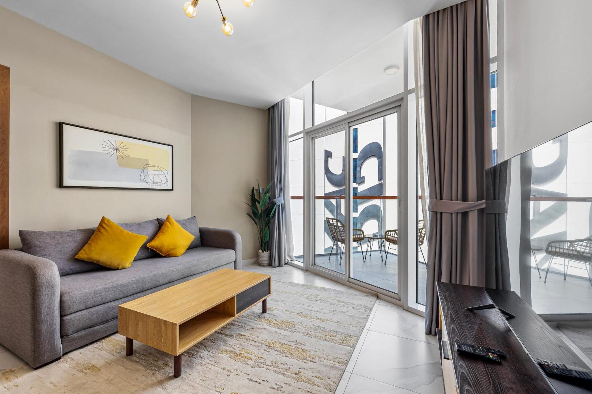 Appartamento Unlock Waters Edge Dubai Esterno foto